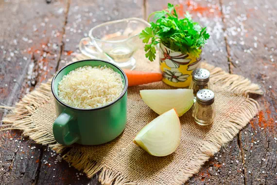 рис с луком и морковью в духовке рецепт фото 1